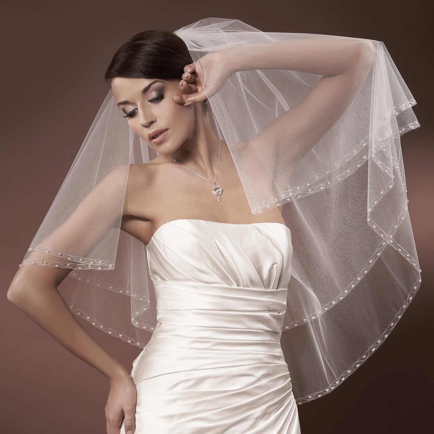 Voile De Mariée Cathédrale Long Tulle Avec Perles Ambre Adèle - Voile Mariage Ivoire Élégant