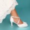 Isobel satin Perfect chaussures de mariage bout arrondi